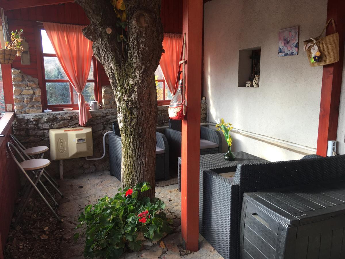 Bakonyi Apartmanhaz Eplény Exterior photo